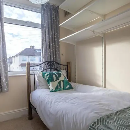 Stylish 5-bed Retreat With Wifi - Near Uwe & Mod * Bristol
